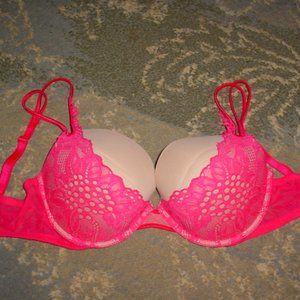 VICTORIAS SECRET Very Sexy PushUp Bra 36DD